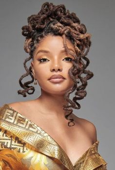 Loc Buns Styles Updo For Wedding, Bridal Hairstyles With Locs, Formal Loc Updo, Bridal Locs Hairstyles Short, Loc Styles For Bridesmaids, Bridesmaids Hairstyles Black Women Natural Hair, Dread Hairstyles For Weddings, Wedding Hair For Locs, Half Up Half Down Loc Styles For Women Long