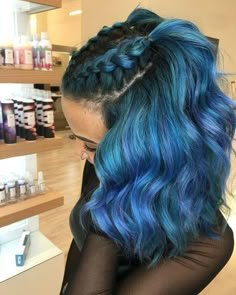 Festival Hair Color, Rave Hair For Short Hair, Easy To Do Hairstyles For Medium Hair, Rave Hairstyles Short, Festival Hair Short, Rave Hairstyles, Rave Braids, Rave Hair, Cute Hairstyles For Medium Hair