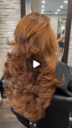 Amela Glavatovic on Instagram: "How beautiful 🤩 • • • __________________________________________________  #hairtransformation #hairtutorial #tutorial #highlights #balayage #layers #instagood #fashion #love #reels #viral #bob #bobhaircut #shorthair #bangs #fyp #explore #explorepage #new #behindthescenes #behindthechair #instadaily  #hairbrained #new #bangs #flf #foryou @mgm_hairstudio" Diy Haircut, Modern Talking, Hair Studio, Hair Transformation