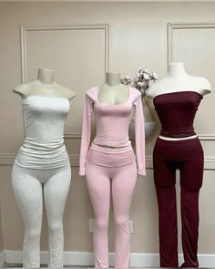 2000s 2 Piece Outfit, Pink Tracksuit Outfit Y2k, Trashy Y2k Tracksuit, Mcbling Tracksuit, Comfy Mcbling Outfits, 2000s Clothes, Casual Preppy Outfits, Stylish Summer Outfits, Outfit Inspo Casual