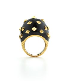 Luxury Enamel Ring With Polished Finish, Black Enamel Jewelry For Evening, Luxury Hallmarked Onyx Rings, Luxury Yellow Gold Rings With Black Enamel, Enamel Yellow Gold Jewelry With Cabochon, Black Enamel Ring With Polished Finish For Formal Occasions, Formal Black Enamel Ring With Polished Finish, Designer Yellow Gold Rings For Evening, Yellow Gold Enamel Rings With Polished Finish