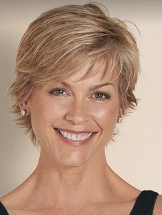 Lisa Rinna Haircut Back View, Women’s Short Shag Haircut, Short Hair Cuts For Fine Hairfor Women Over 60, Short Shaggy Haircuts, Shaved Hair Cuts, Stylish Short Hair, Gray Hair Cuts, Short Hair Over 60, Shaggy Short Hair