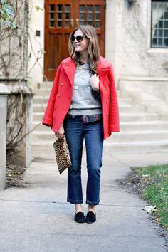 casual holiday outfit ideas! Red Long Sleeve Denim Jacket For Fall, Red Denim Jacket For Fall, Red Denim Jacket For Winter, Red Tweed Outerwear With Long Sleeves, Fitted Red Denim Jacket, Fall 2016 Outfits, Casual Holiday Outfits, Fall Fashion Trends Women, Crop Top Shirts