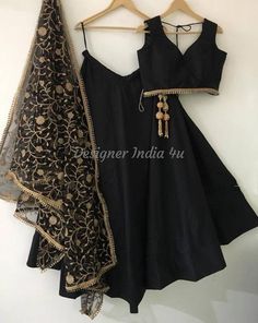 Indian Designer Black Color Silk Wedding Party Wear Lehenga Choli Dupatta Blouse for Women Girls Cus Black Lengha, Lengha Wedding, Asian Attire, Lengha Blouse Designs, Saree Heavy, Lehenga Choli Designs, Heavy Dupatta, Black Lehenga