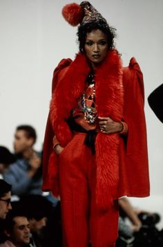 Fashion Major, Andreas Kronthaler, Couture Runway, Vivienne Westwood, Lady In Red, Fashion News