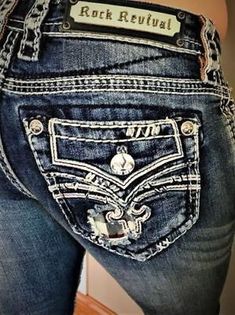 Top Rated NWT New Womens Rock Revival Raven Skinny Denim Jeans 25 26 27 28 29 30 31 32 34, Womens Clothing Rock Revival Jeans Women, Bling Jeans, Style Rock, Rock Revival Jeans, Boot Jeans, Party Dress Short, Jeans Rock, Jeans Women, Miss Me Jeans