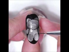 Short Nail Gel Polish Design, Kat Eyes Nails, Black With Diamond Nails, Nail Art With Cat Eye, Cat Eye Nails Art, Cat Eye Nails Polish Art Designs, Cat Eye Teddy Bear Nails, Cat Eye Nail Art Design, Black Nail Art Tutorial