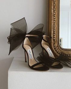 Jimmy Choo Bow, Jimmy Choo Heels, Bow Sandals, Bow Heels, Shoe Inspo, Aesthetic Shoes, Pretty Shoes, Dream Shoes