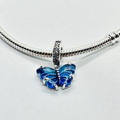 Blue Jewelry With Removable Charms For Gift, Blue Jewelry With Removable Charms As A Gift, Blue Charm Bracelet With Dangling Charms As Gift, Blue Jewelry With Butterfly Charm For Jewelry Making, Pandora Safety Chain, Pandora Butterfly, Charms For Pandora Bracelet, Pandora Armband, Pandora Blue