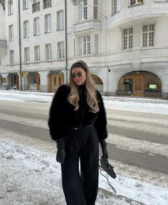 January Fashion, Pinterest Girls, Lookbook Outfits, Winter Fashion Outfits, Fitness Inspo, Justin Bieber, Classy Outfits, Rodeo, All Black