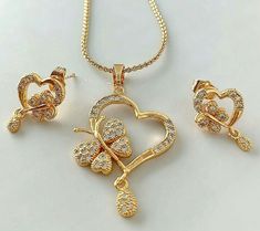 #jewellery #necklace #sets #lockets #Pakistani #pakistan Heart Shape Necklace, Jewellery Necklaces, Heart Shaped Necklace, Jewellery Gift, Gift Sets, Heart Shape, Locket, Necklace Set, For Girls