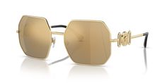 Frame: Gold; Lens: Brown Mirror Gold; Frame material: Metal Roxable Mirror Gold Frame, Brown Mirror, Nose Shapes, Mirror Gold, Sunglass Hut, Gold Sunglasses, Gold Mirror, Front Design, Comfortable Fashion