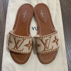 Shoe Wishlist, Classy Shoes, Louis Vuitton Sandals