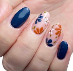 Fall Florals, Cute Gel Nails, Floral Nails, Chic Nails, Short Acrylic Nails, Nail Polishes, Flower Nails