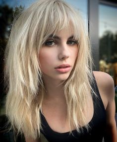 26 Choppy Shag Hairstyles For Medium Hair You Can’t Miss In 2025 Bardot Shag, Medium Shag Haircuts, Long Shag Haircut, Side Bangs Hairstyles, Layered Haircuts For Medium Hair, Shag Hairstyles, Shag Haircut