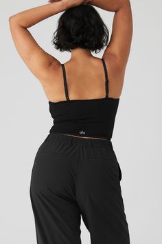 Cool contrasting piping along the straps, sides, hem and bust gives this tank a touch of ’90s nostalgia. It’s all made from cottony-soft, smoothing Airbrush with a square neckline (so sleek) and a supportive built-in shelf bra. Let the cropped hem hover above high-waisted leggings for a perfect studio-to-street look. Bra Tank, Woman Back, 90s Nostalgia, Street Look, Back Women, Alo Yoga, Shelf Bra, Square Necklines, High Waisted Leggings