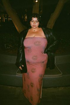 plus size, plus size fashion, plus size fall outfit, miaou, tube dress, plus size dress, plus size baddie outfits, curvy outfits, curvy outfits fall, leather jacket, tube dress, party dress, going out dress, aesthetic, chic, cool girl, plus size cool girl, film, film aesthetic, miaou dress, plus size miaou, curve girl miaou, short hair, brown bob hairstyle, fall outfit inspo, fall aesthetic, leather jacket inspo, tube dress inspo, outfit inspo, outfit inspiration, plus size dress, chic fall  plus size, plus size fashion, plus size fall outfit, miaou, tube dress, plus size dress, plus size baddie outfits, curvy outfits, curvy outfits fall, leather jacket, tube dress, party dress, going out dress, aesthetic, chic, cool girl, plus size cool girl, film, film aesthetic, miaou dress, plus size m Curvy Outfits Fall, Miaou Dress, Dress Inspo Outfit, Aesthetic Leather Jacket, Autumn Outfits Curvy, Short Hair Brown, Fall Leather Jacket, Chubby Style, Brown Bob