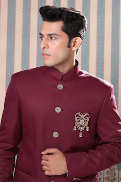 Buy Off White Matka Silk Sherwani Set For Men by Siddartha Tytler Online at Aza Fashions. Applique Kurta, Full Sleeve Kurta, Mahima Mahajan, Mens Indian Wear, Wedding Kurta, Net Embroidery, Kurta For Men, Kurta Set For Men