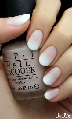 This white ombre nail polish look is the perfect blend of feminine and fashionable (without being overboard). Watch the tutorial to get the look! Ongles Gel Violet, Ombre Nails Tutorial, Unghie Nail Art, Manicure Gel, Easy Nails, Her Nails, French Nail Designs, Manicures Designs