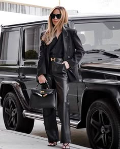 Rock the trendiest leather pants or faux leather pants this season. Find the perfect leather pants outfits and style chic looks for any occasion. Get inspired by fashion enthusiasts and discover stylish outfit ideas with black leather pants, brown leather pants, faux leather leggings, and more!