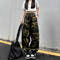 Vintage Punk Camouflage Cargo Pockets Drawstring Flattering Pants Streetwear. https://chyclothing.storenvy.com/collections/988299-pants/products/36377713-vintage-punk-camouflage-cargo-pockets-drawstring-flattering-pants-y2k-90s-st Womens Camo Pants, Baggy Pants Women, Junior Pants, Trousers Women Wide Leg, Camouflage Cargo Pants, Summer Pants Women, Flattering Pants, Camouflage Pants, Womens Camo