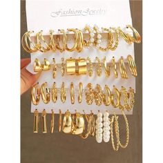 -Item Id 27595779 -Color: Yellow Gold -Gender: Women -Material: Zinc Alloy -Earring Studs Materials: Stainless Steel **Open To Offers!!!** **Bundle To Save More** **30% Off Bundles Of 2 Or More Items!!** ***Orders Go Out Within 5-10 Business Days!! Thank You For Your Patience!! Multiple Sizes And Colors Available In Most Styles Don't See Your Size Or Color Listed, Just Ask. قلادات متدلية, Pearl Earring Set, Preppy Jewelry, Types Of Earrings, Earring Sets, Jewelry Accessories Ideas, Classy Jewelry, Hoop Earring Sets, Jewelry Essentials