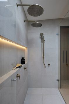 Dual rain shower with backlit shower niche The Block Bathroom, Master Ensuite Bathroom, Outdoor Bathtub, Hidden Spaces, Decor Ideas Bedroom, Master Ensuite, Ensuite Bathrooms, Shower Niche, Ensuite Bathroom