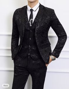 Luxury Black Three-piece Suit For Wedding, Luxury Three-piece Suit For Men For Black-tie Events, Best Groom Suits Black, Black Suits Wedding Tie, Boys Prom Dress, Wedding Blazers, Prom For Guys, Men's British Style, Prom Suits For Men