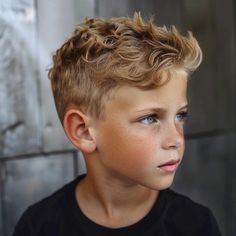 Toddler Fade Haircut, Boys Haircuts, Bento, Cortes De Pelo, Dean, Hair Makeup, Surfing, Hair Cuts, Hair Styles