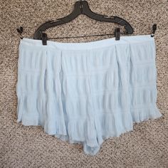 Missguided+ Baby Blue Crinkle Zip Up Shorts Women's 22 *Size: Women's 22 *Materials: 100% Polyester *Color(S): Baby Blue *Pockets: None *Closure: Pull-Up + Zipper *Care/Material Tag: Intact *Condition/Wear: Nwt The Measurements I Took Are Approximate And Taken Flat. Please Refer To My Measurements Because Used Clothes Can Shrink/Stretch And May Not Match What The Label Says Exactly Waist: 23“ Inseam: 2.5“ Rise: 18.5” Leg Opening: 20“ All Items Are Shipped Within 1 Business Blue Ruffled Short Bottoms, Blue Ruffled Bloomers For Summer, Summer Blue Ruffled Bloomers, Blue Short Bloomers For Summer, Summer Blue Bloomers With Elastic Waistband, Spring Pajama Shorts With Ruffles, Blue Ruffled Shorts For Day Out, Summer Ruffle Pajama Shorts, Ruffled Pajama Shorts For Summer