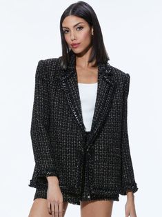 Alice + Olivia Shan Tweed hair Trim Blazer in Black/Gold - Estilo Boutique Boxy Blazer, Gold Blazer, Hair Trim, Olivia Black, Alice And Olivia, Alice Olivia, Like You, Coats Jackets, Jackets & Coats