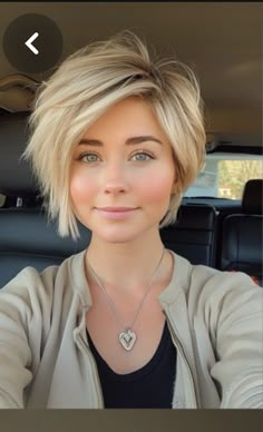 Edgy Short Haircuts, Bob Haircut For Fine Hair, Edgy Short Hair, Bob Hairstyles For Fine Hair, Hair Affair, Cute Hairstyles For Short Hair, Short Hair Haircuts