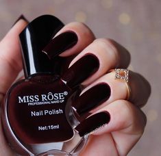 Matte Nail Polish Colors, Nail Colors For Pale Skin, Rose Nail Polish, Silver Nail Designs, Wine Nails, Grunge Nails, Rose Nails, Colorful Nail Designs