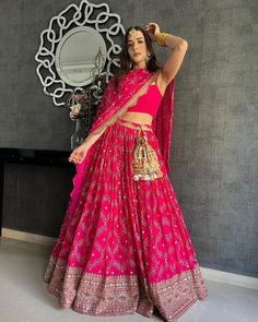 Bandhani Lehenga, Bridesmaid Lehenga, Rani Pink, Indian Lehenga Choli, Lehenga Designs Simple, Party Wear Lehenga Choli, Work Lehenga, Traditional Indian Dress, Pink Lehenga