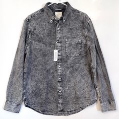 American Eagle Outfitters Men’s Black Wash Denim Shirt Size-L 100% Cotton Made In India Black Wash Denim Black Long Sleeve Denim Shirt, Washed Black Long Sleeve Denim Shirt, Western Dark Wash Denim Shirt, Black Denim Button-up Shirt, Western Denim Shirt Men, American Eagle Sweatshirt, Flannel Hoodie, Black Flannel, American Eagle Shirt