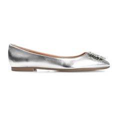 Step into elegant style with the Renzo flat by Journee Collection. These flats feature jeweled clusters on a pointed toe style which compliments the sleek silhouette. Padded insoles create a comfortable fit to complete the design.Closure Type: Slip-OnShoe Heel Height: 1/2 InchUpper/Outer Base Material: 100% PolyuretheneShoe Lining Material: PolyurethaneSole Material Content: 100% PolyurethaneToe Type: Pointed ToeCare: Spot CleanHeel Style: Block HeelCountry of Origin: Imported Elegant Low Heel Flats With Rhinestones, Elegant Low-heel Flats With Rhinestones, Glamorous Evening Flats With Flat Heel, Chic Evening Flats With Rhinestones, Elegant Crystal Embellished Ballet Flats For Evening, Elegant Embellished Ballet Flats For Party, Formal Pointed Toe Flats With Rhinestones, Chic Embellished Ballet Flats, Embellished Elegant Ballet Flats