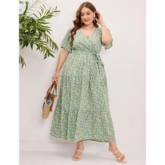 MATERIAL: This v neck ruffle dress is made from soft fabric, which is comfortable, lightweight, and breathable. Light Green Dress, Plus Size Summer Dresses, Boho Dresses Long, Boho Midi Dress, Short Summer Dresses, Plus Size Maxi, Mini Slip Dress, Long Sleeve Short Dress, Night Out Dress