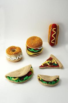 fast food amigurumii crochet patterns for hamburgers and hot dogs