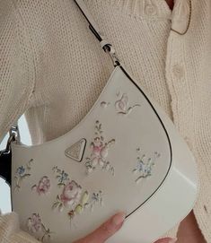 #designer #prada #white #summerbag #outfit #flowers #fyp #cutepurse #summeroutfitideas Girly Purse, Prada Summer, Becoming An Entrepreneur, How To Simplify, Your 20s