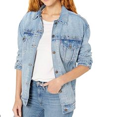 Levi’s Trucker Denim Jacket Size L Nwt Great And Nice Jacket Trucker Jacket Women, Pendleton Jacket, Classic Denim Jacket, Jean Jacket Women, Lined Jeans, Blue Jean Jacket, Levi’s Jeans, Distressed Denim Jacket, Cool Jackets