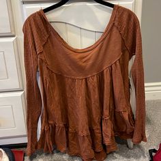 Brand New Never Worn! Size Xs Casual Brown Tops For Layering, Rust Long Sleeve Tops For Fall, Free People Long Sleeve, Long Sleeve Wrap Top, Peplum Shirts, Free People Tunic, Poplin Top, Free Tops, Pink Crop Top