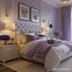 Lilac Colour Combinations, Purple Wall Bedroom, Purple And Gold Bedroom, 70 Bedroom, Sitting Room Interior Design, Purple Ideas, Lavender Bedroom, Lavender Interior, Beige Bedroom Decor