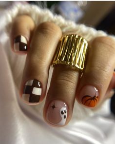 Cute Pumpkin Nails, Football Nails, Cute Pink Nails, Brown Nails Design, Pumpkin Nails, Almond Acrylic Nails, Nail Tattoo