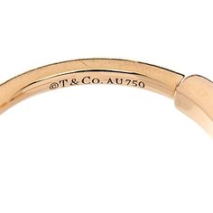 This is an authentic TIFFANY 18K Rose Gold T Wire Ring size 52 or 6. The ring is crafted of 18 karat rose gold and features two horizontal T motifs on an elegant wire band. Wire Ring, Wire Rings, The Ring, 18k Rose Gold, Ring Size, Rose Gold, Band, Ring, Gold