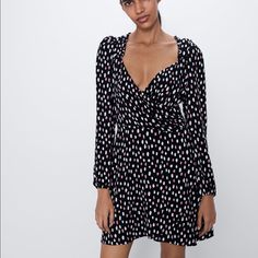 Zara Black Printed Dress Size S Bnwt Zara Black Floral Print Mini Dress, Zara Black Mini Dress For Brunch, Zara Black Dress For Brunch, Zara A-line Mini Dress For Date Night, Black Printed Dress, Black Print Dress, Printed Dress, Printed Mini Dress, Zara Black