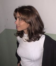 Haircut Inspo Short, Collarbone Length Hair, Shortish Hair, Haircut Tips, Funny Hair, Haircut Inspo, Me Myself And I, Really Short Hair, Curly Haircuts