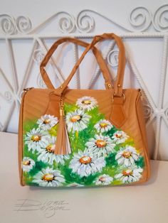 ♥Hand Painted Bag, Daisies Bag, Mustard Color Bag, Handpainted Bag, Handpainted Handbag, Daisy Handbag Art, Floral Handbag, Daisies Bag Art♥ HAND PAINTED HANDBAG by DiqnaDesign. ------- SIZE & DETAILS ------- Unique handpainted product. Professionally hand-painted with lots of love. Color: Mustard Orange Color Measures: 26 x 35 cm ≈ 11.2 x 13.7 inches, Width of the bottom: 28 cm ≈ 11 inches This bag is fastened with a zipper. There are no internal divisions. Material: Eco Leather All bags ar Artistic Hand Painted Satchel Bag, Artistic Hand Painted Shoulder Bag For Gift, Artistic Hand Painted Shoulder Bag Gift, White Hand Painted Rectangular Bag, White Rectangular Hand Painted Bag, Green Hand Painted Tote Bag, Green Hand-painted Bag As Gift, Artistic Hand Painted Satchel Shoulder Bag, Artistic Hand-painted Satchel Shoulder Bag