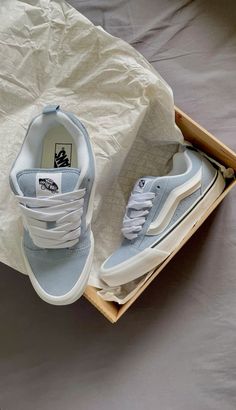 Tenis Vans, Preppy Shoes, Vans Blue, Shoes Vans, Cute Nike Shoes, Cute Sneakers, Fresh Shoes