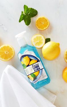 A relaxing blend of zesty lemon, soft cotton & a hint of vanilla. B Words, Bath And Bodyworks, Simple Life Hacks, My Pinterest, All Things Beauty, Package Design, Bath Time, Simple Life