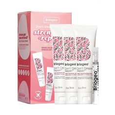 Healthy hair on the go! This kit of deluxe minis contains everything you need to strengthen and repair dry, damaged strands. At work are fortifying ingredients like ceramides, rosehip oil, almond oil, algae extract, and B vitamins. Super Moisture Shampoo and Super Moisture Conditioner help strengthen damaged hair and prevent future breakage. Our award-winning Deep Conditioning Mask is clinically proven to decrease breakage after two uses, boost hair’s strength, shine, and silkiness, and promote Oil For Dry Hair, Briogeo Don't Despair Repair, Healthy Hair Routine, Damage Hair, Hair Kit, Sandalwood Oil, Herbal Essences, Moisturizing Conditioner, Moisturizing Shampoo